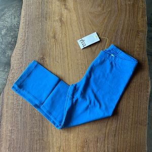 Tea Collection Capri Leggings